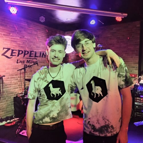 Zeppelinbar Sandro und Timo